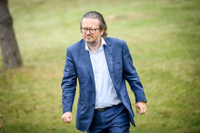 Marc Coucke bouwt belang in Mithra beetje af