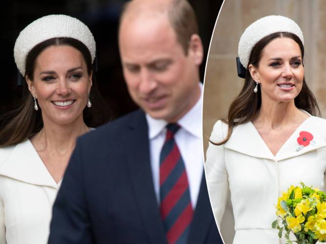 IN BEELD. Stralende Kate Middleton verschijnt onaangekondigd naast prins William in Londen