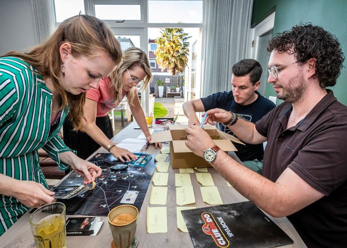 V.l.n.r. Anneloes Hobe, Marianke van Dore-Hobe, Martijn Ernest en Rob van Dore.