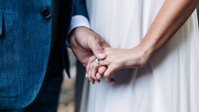 Zo komen gearrangeerde huwelijken tot stand anno 2021: “Ik heb geluk gehad, het was liefde op het eerste gezicht”