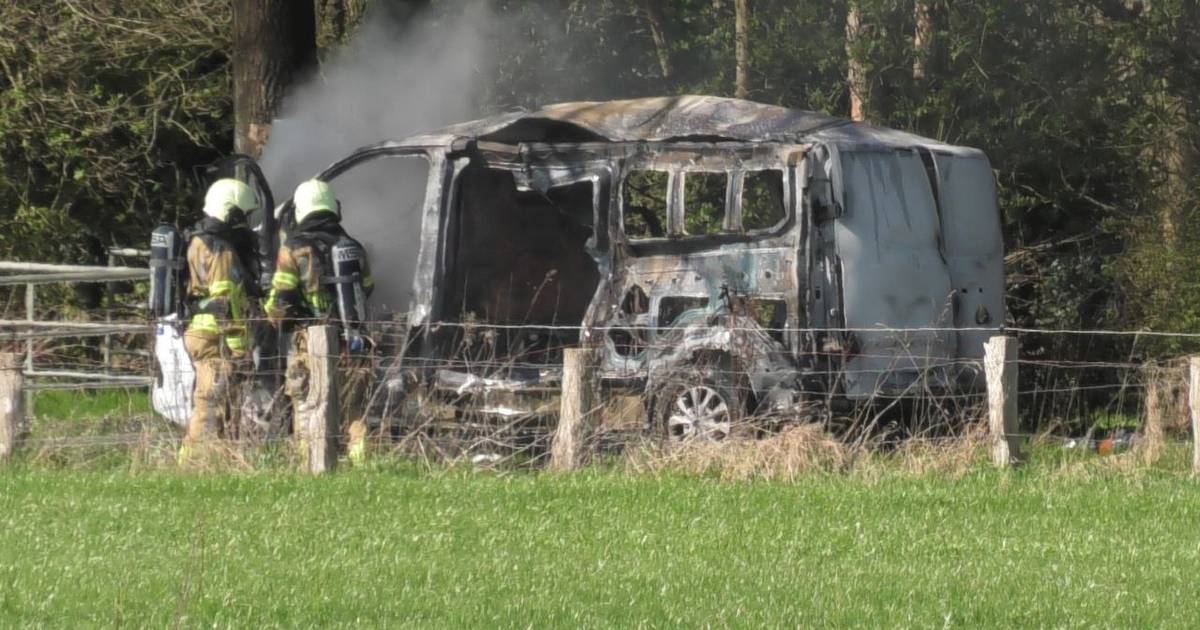 Bezorger is net uitgestapt als zijn bus ontploft, voor wie was dat ...