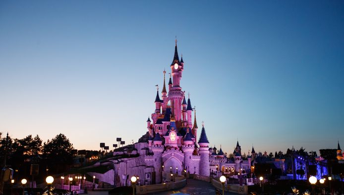Het Doornroosje Kasteel in Disneyland Parijs.