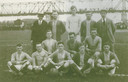 Jimmy Miller, midden in de middelste rij, met het kampioensteam uit 1917.