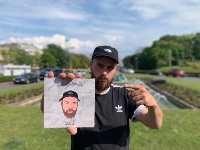 Rapper Kleine X Sanders verkoopt ‘entertainmentpakket’ met mondmaskers ...