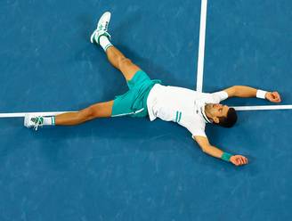 Djokovic hijgt Nadal en Federer in de nek na negende titel bij de Australian Open