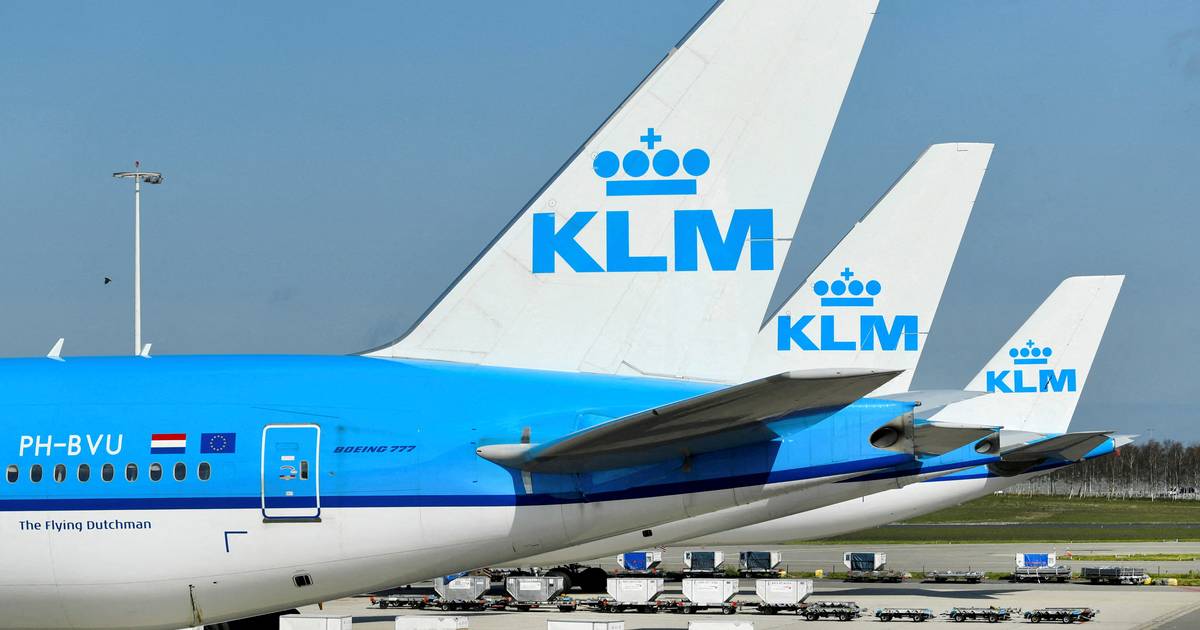 KLM: “Niente più passeggeri per Schiphol dalle destinazioni europee”, la compagnia prevede di tornare ad operare normalmente domenica |  All’estero