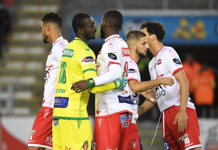 Lanterne rouge de Pro League, l'Excel Mouscron a du caractère et un excellent gardien, mais ça manque encore de tranchant offensivement.