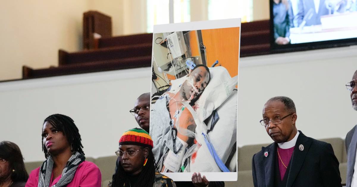 Persidangan lima polisi atas pembunuhan seorang pria kulit hitam dan Amerika bersiap untuk protes setelah publikasi foto |  Luar negeri