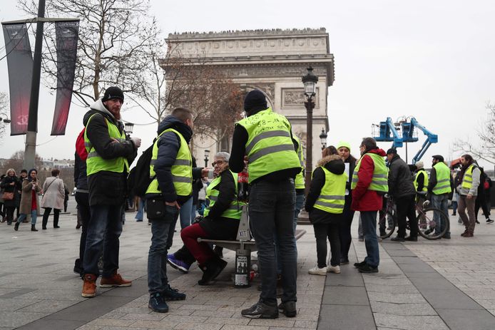 Het protest van de gele hesjes vandaag in Parijs. Het zevende actieweekend is kalm begonnen.