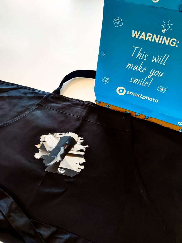 Promo hunter Jolijn bought custom kitchen shorts at Smartphoto at 15 percent off.