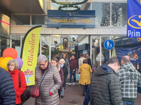 Het centrum van Wijchen liep zaterdagmiddag vol met winkelend publiek.