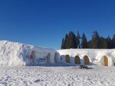 Op deze plek kun je na het après-skiën de avond en nacht doorbrengen in een iglo