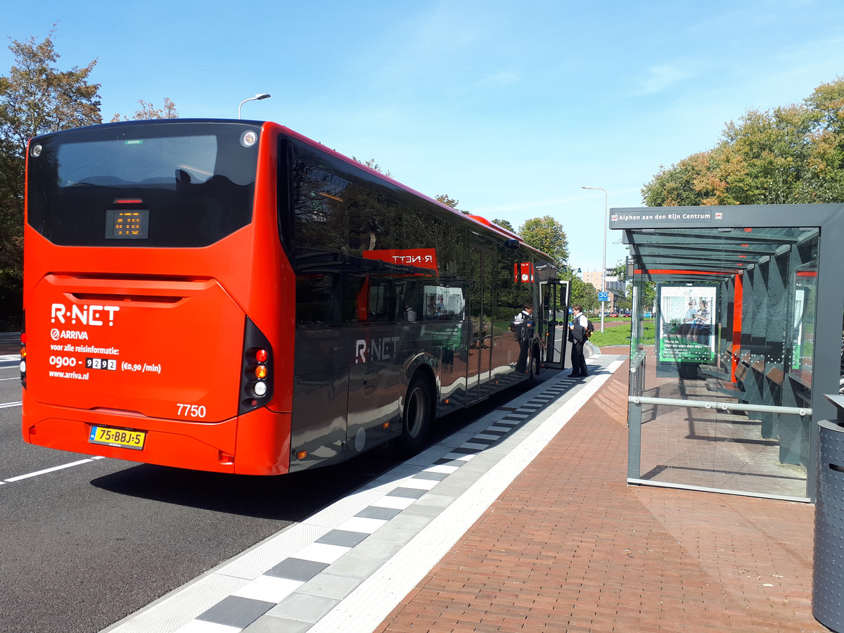 ‘Ook snelle bus nodig van Alphen naar Uithoorn’ Foto AD.nl