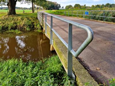 Een blokje om vanwege de versleten brug aan de Watermolenweg in Diessen