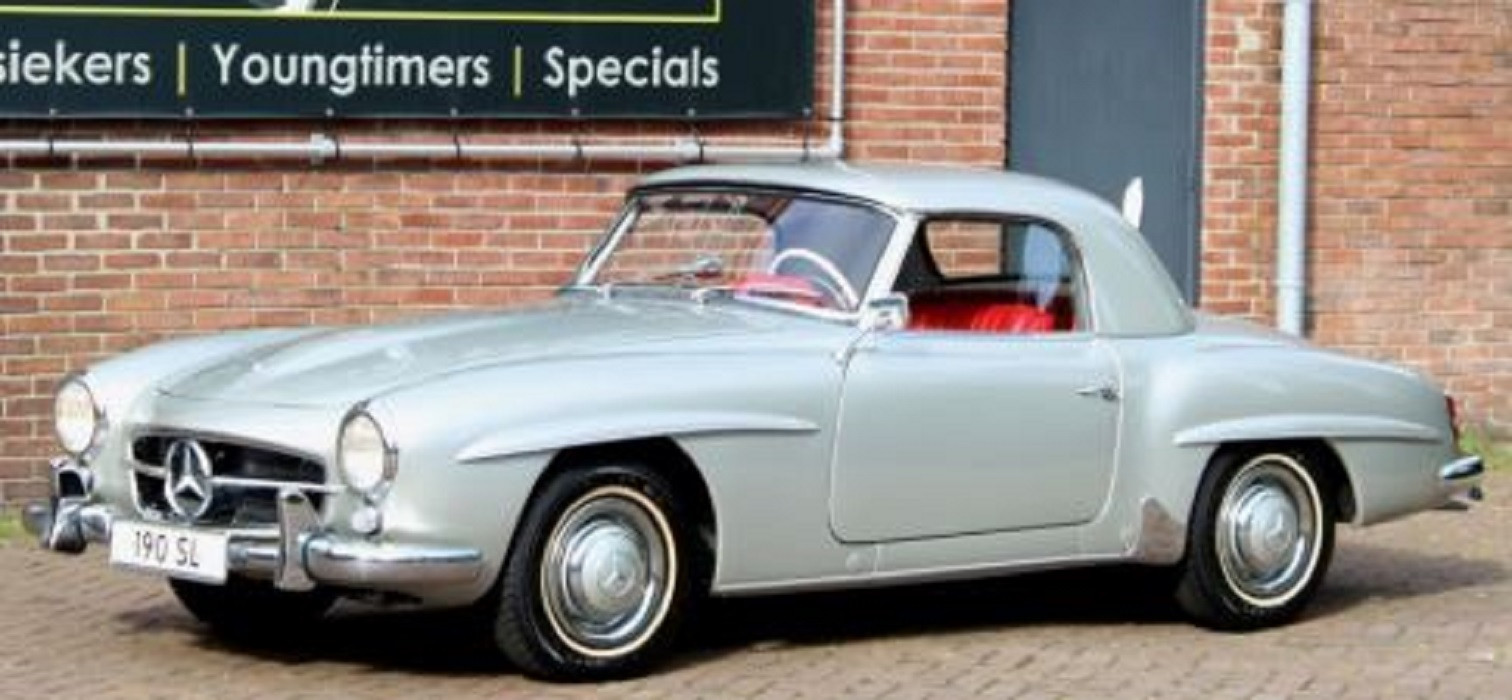 Deze gestolen Mercedes-Benz 190 SL uit 1956 is zo'n 1,5 ton waard volgens privédetective John Vullers.