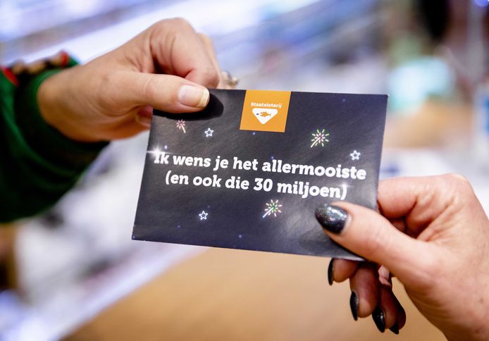 Een Oudejaarslot bij een verkooppunt.