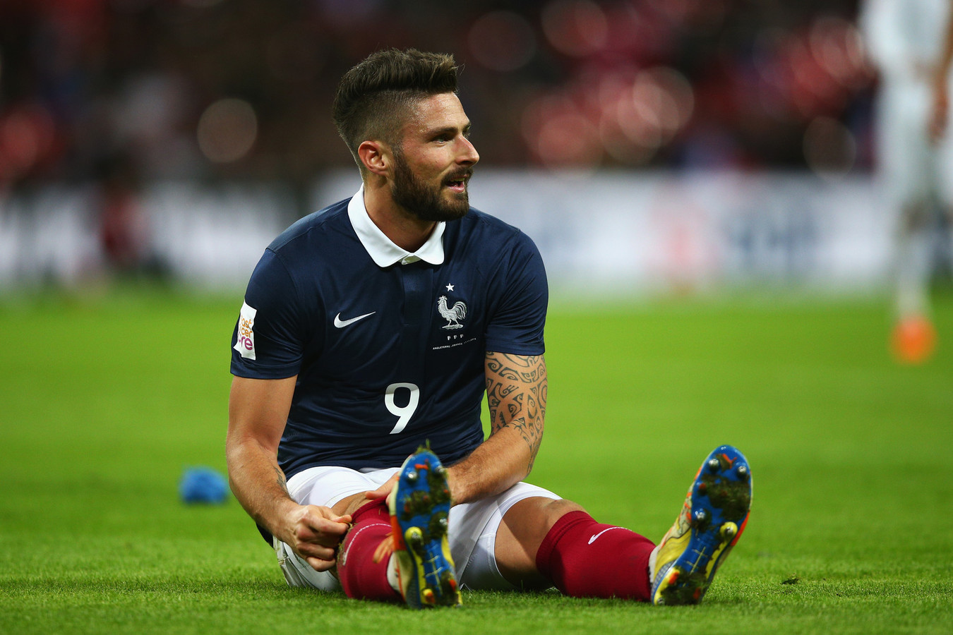 Giroud. Оливье жиру. Оливье жиру сборная. Оливье жиру футболист. Оливье жиру 2013.