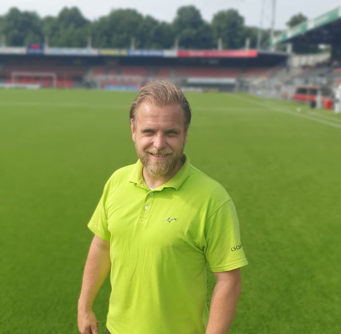 Jorn Rommens (41), uitvoerder in de sportveldenbouw bij CSC Sport.