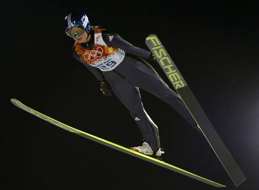 Vogt eerste olympisch kampioene schansspringen bij vrouwen | Olympische ...