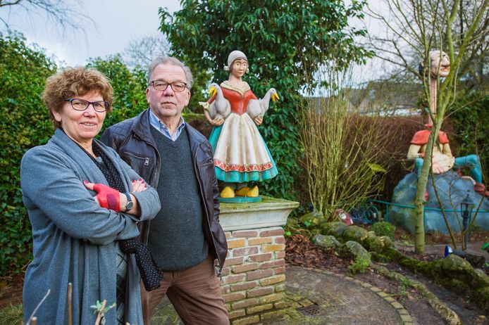 Nieuwkuijk het Heilig huisje van Albert en Lieke van Veldhoven