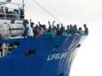 Francken: "België neemt maximum vijftien migranten van reddingsschip Lifeline op"