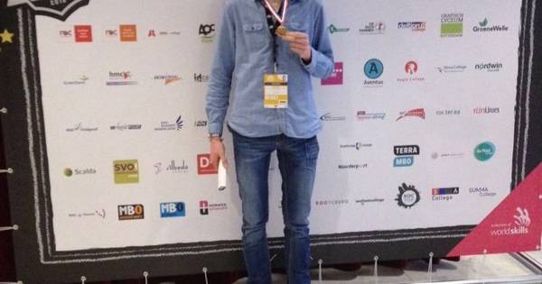 Studenten ROC van Twente in de prijzen: Rick Rekers opnieuw kampioen schilderen - Tubantia