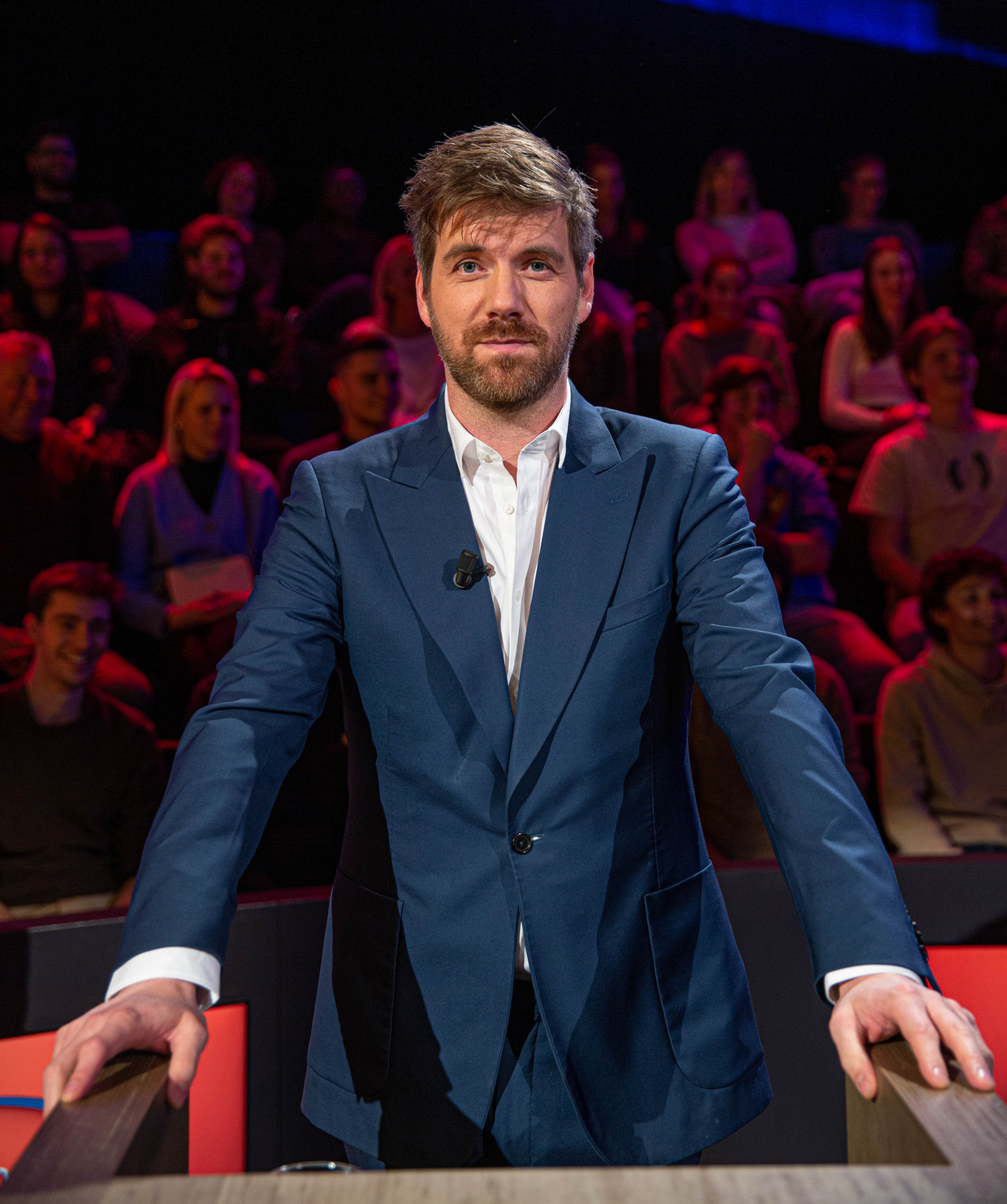Bart Cannaerts vervangt vanavond Erik Van Looy in ‘De slimste mens ter wereld’, omdat de vaste presentator ziek uitviel door een coronabesmetting. Beeld Play4