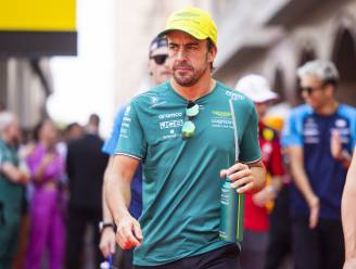 Hoe de meedogenloze Fernando Alonso zijn teamgenoten sloopt: “Ik stuur hem geen kaartje met Kerstmis”