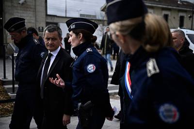 Vaste opération anti-drogue en France: Darmanin annonce 1.738 interpellations en région parisienne