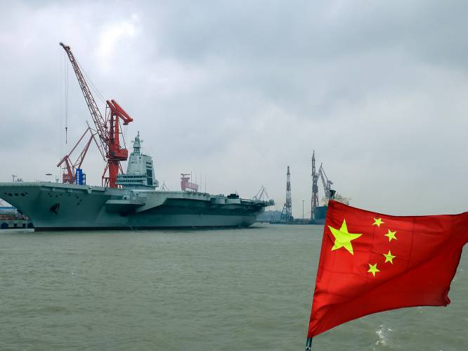 “Chinese marine bouwt in het geheim ‘s werelds eerste vliegdekschip speciaal voor drones”