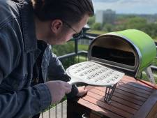 Pizza-oven: Als je deze opstookt tot 500 (!) graden dan heb je ‘de beste pizza ooit’