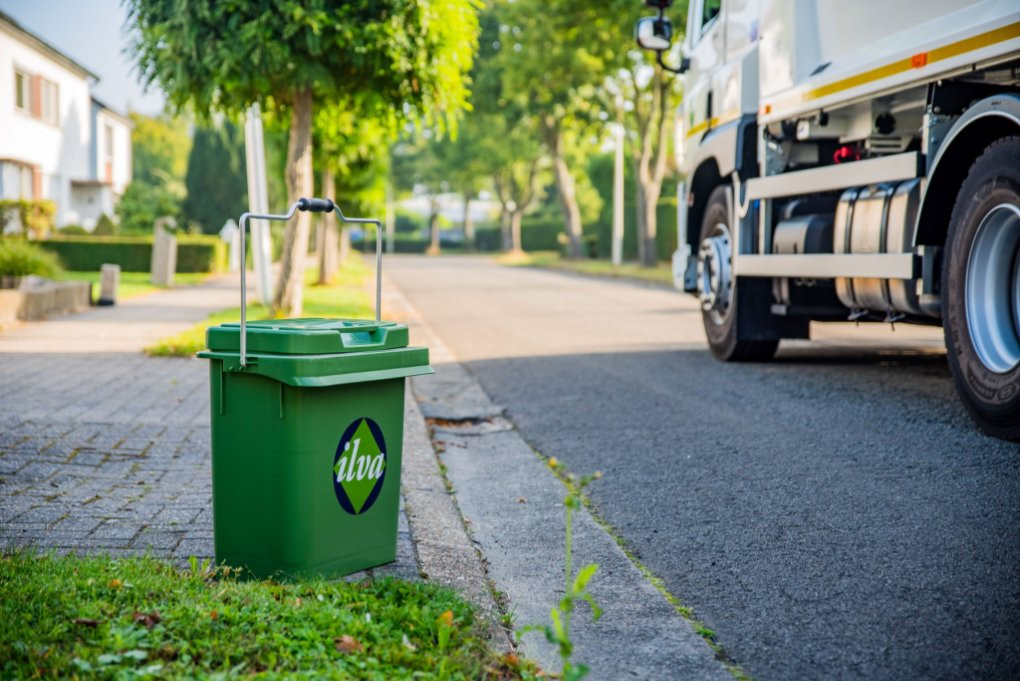 Gemeente verkoopt ook kleine gft-containers met handgreep en wieltjes ...