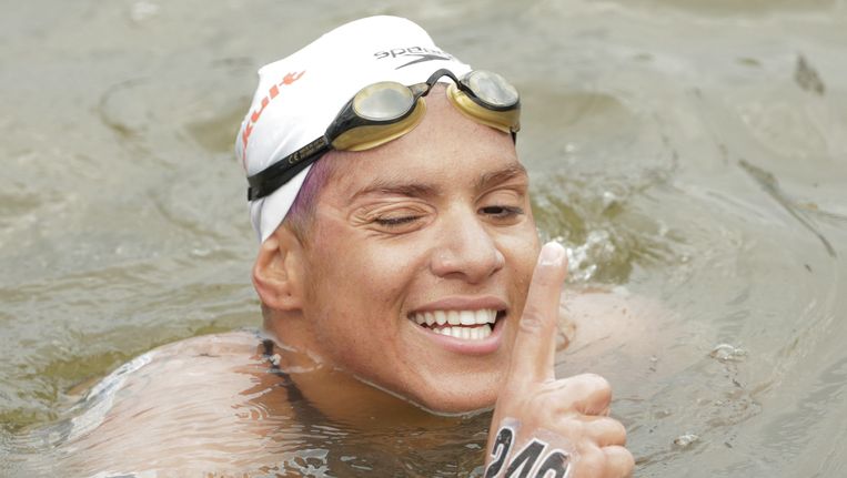 Ana Marcela Cunha viert haar zege. Beeld GETTY