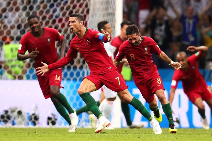 Cristiano Ronaldo na zijn wonderlijke vrije trap tegen Spanje.