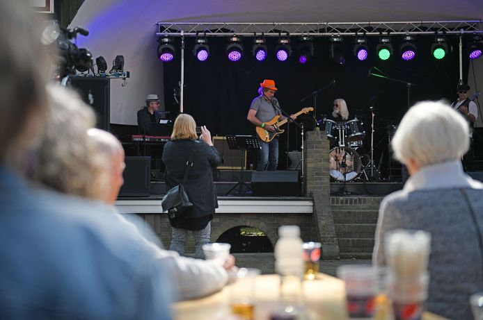 Het mag weer: het muziekevenement Guitarribs in Haaksbergen.