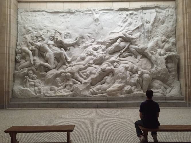 Stadsgids Ottomer zet zich in voor Antwerps kunstwerk in Brussel: “Lambeaux wordt de Michelangelo van de Lage Landen genoemd, en toch verstoppen we zijn grootste meesterwerk”