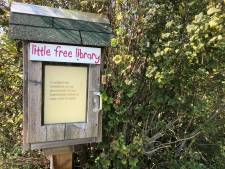 Papendrechtse boekenruilkast op slot vanwege vandalisme: ‘Deze tieners willen niet lezen’