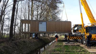 ‘Het wordt paradijselijk’: duizenden mensen melden zich aan voor een tiny house in de nieuwe natuur