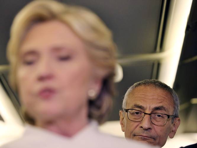 Wikileaks onthult 'geheime contacten' tussen campagne-Clinton en sociale media