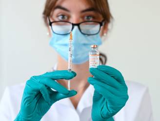 Belgische proefpersonen coronavaccins vooralsnog gespaard van ernstige bijwerkingen