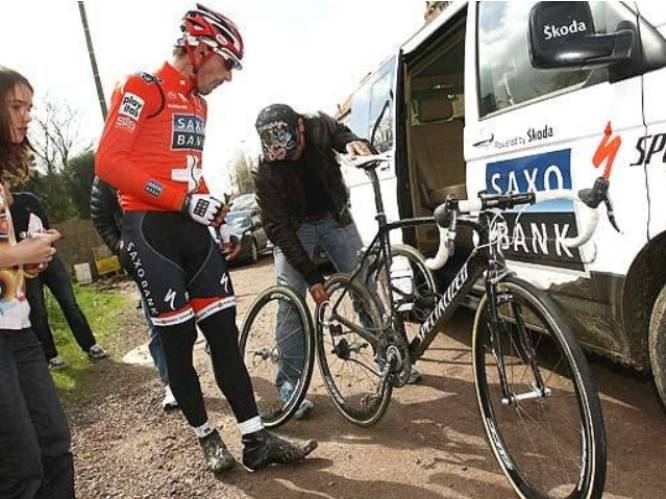 Cancellara: "Motortje in fiets? Er is een kans dat je gepakt wordt"