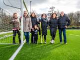 Bij deze club spelen vrouwen al 50 jaar voetbal: ‘Net zo’n goede techniek en we zijn niet zo kinderachtig’