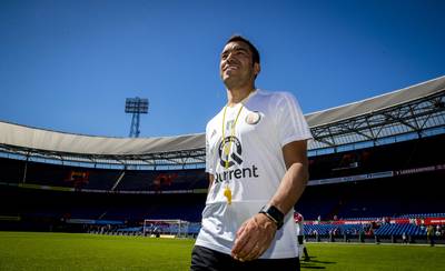 Van Bronckhorst: Langer meedoen dan vorig seizoen