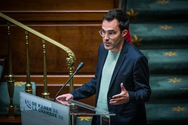 Kristof Calvo: ‘Toen de N-VA waarschuwde voor een horrorscenario met mij als premier, werd ik bedreigd en uitgescholden. Na de campagne woog ik nog 57 kilo.’ Beeld BELGA