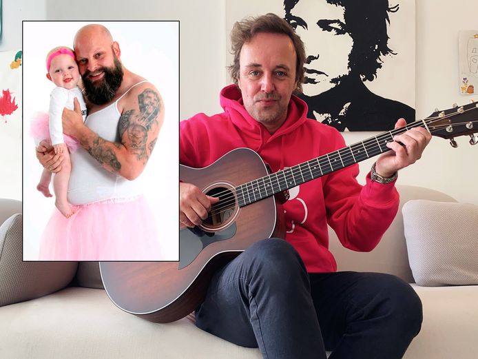 Niels Geusebroek heeft een lied gemaakt voor Evert Muis. Hij heeft op deze foto een roze sweater aan van Stichting TuTu. Links in het kader staat Evert op de foto met zijn dochtertje  Logan.
