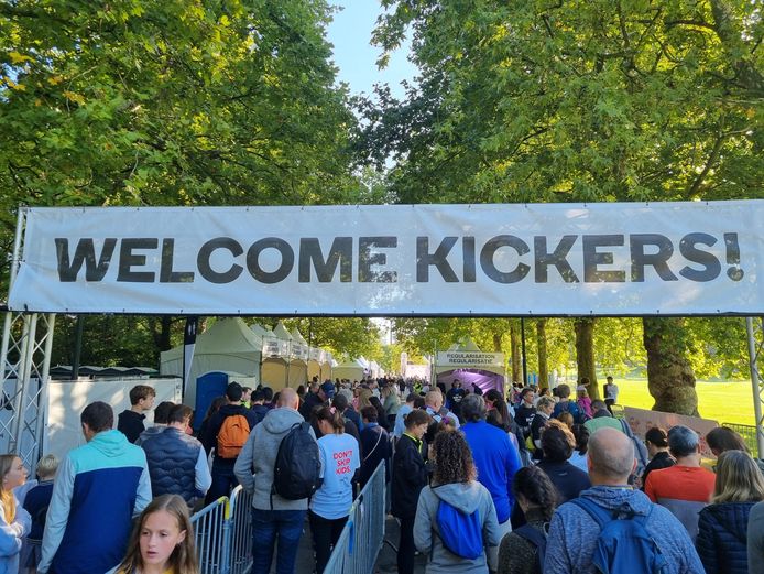 RUN TO KICK by KickCancer is underway on September 25, 2022 at the Atomium in Brussels