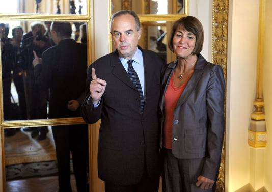 Frédéric Mitterrand et la précédente ministre de la Culture, Christine Albanel
