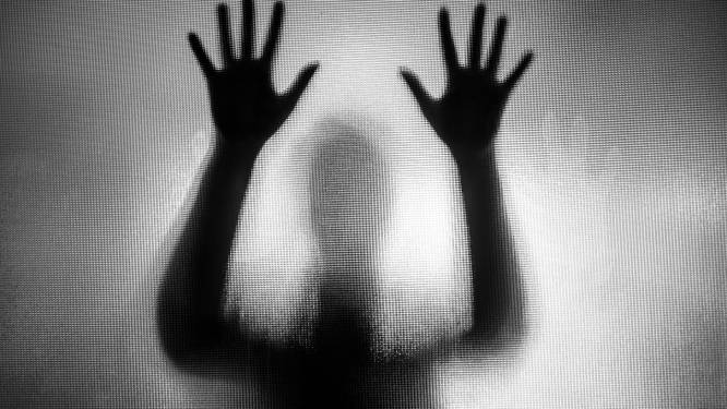 Op papadagen mochten buurkinderen gamen op zolder van man (32) en daar ging hij over de schreef