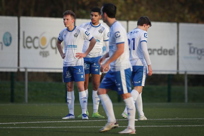 Charles Dupain (links) verwacht een pittige derby bij buur SV Belisia.