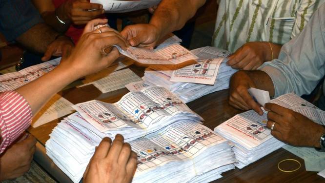 Les Frères musulmans donnent leur candidat en tête